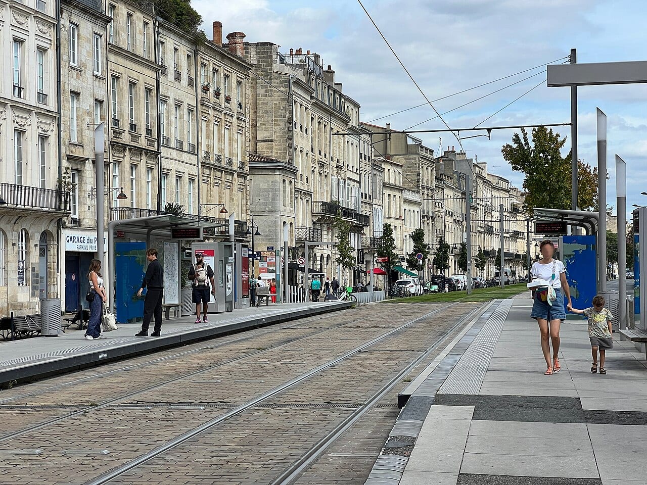 Station Chartrons du tramway de Bordeaux, Bordeaux.