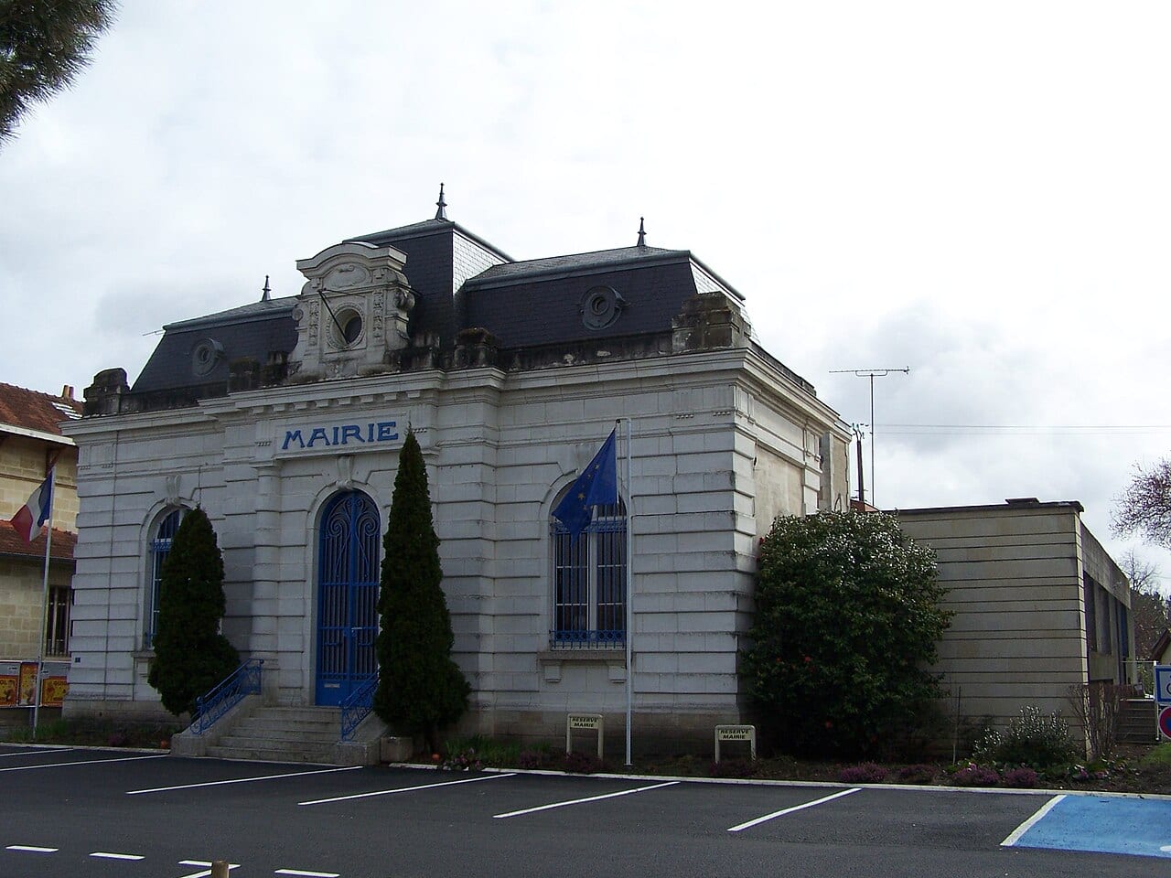 Mairie du Porge, Gironde, France