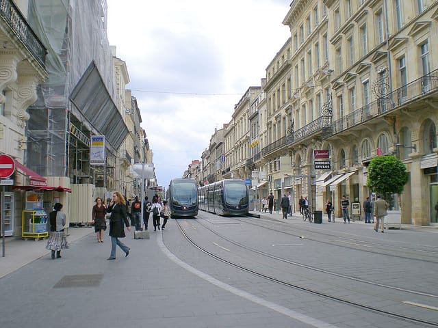Tramway de Bordeaux (for the change of size see discussion page)